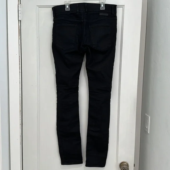 Diesel - Picture 2 of 3